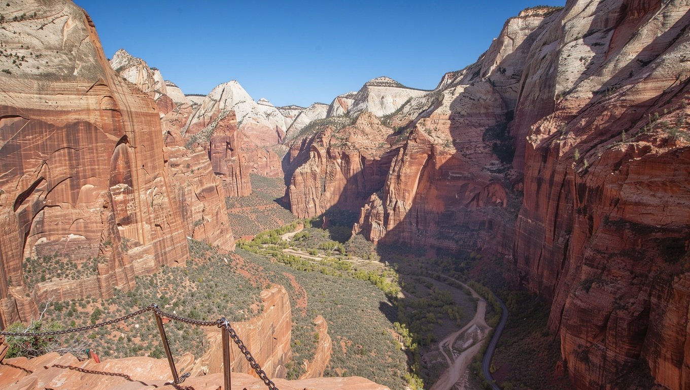 Red and cream sandstone cliffs above the Virgin River in Zion National Park, Utah